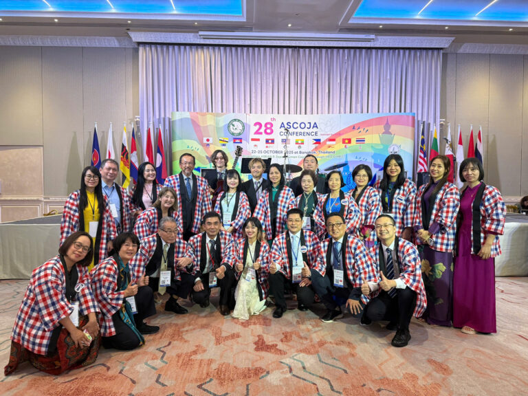 ĐOÀN ĐẠI BIỂU VAJA THAM DỰ ĐẠI HỘI ASCOJA 28 TẠI THÁI LAN