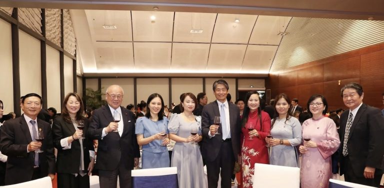 LỄ KỶ NIỆM 25 NĂM THÀNH LẬP CÂU LẠC BỘ CỰU LƯU HỌC SINH VIỆT NAM TẠI NHẬT BẢN (VAJA)